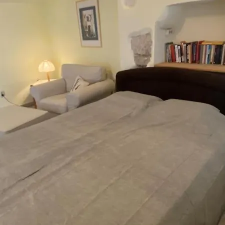 Cosy In Old Quarter Appartement